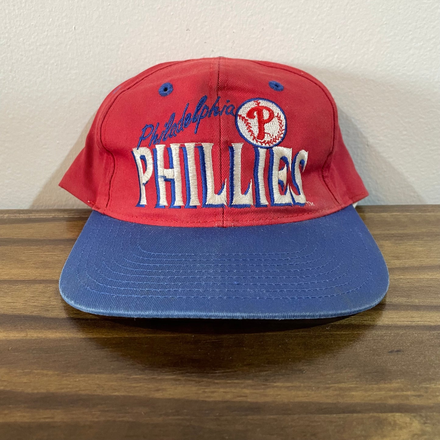 Philadelphia Phillies Blue and Red Snap