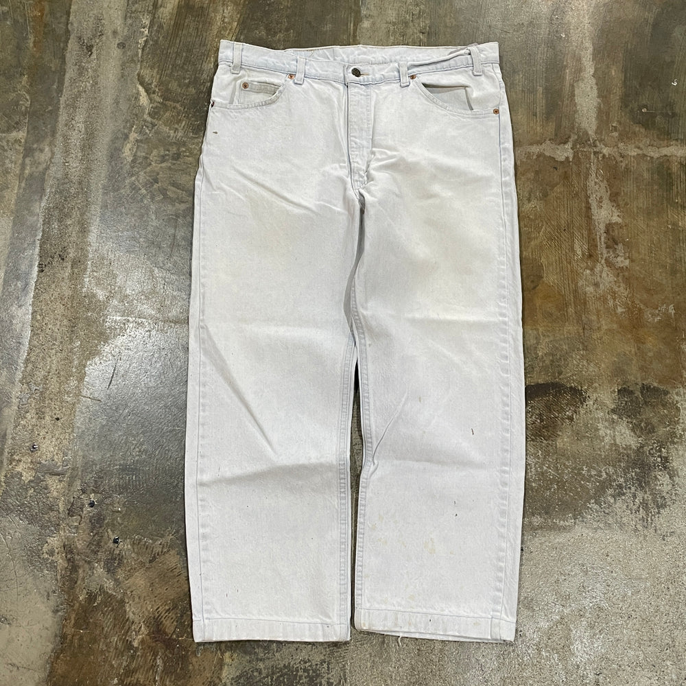 Levi Light Wash Jeans
