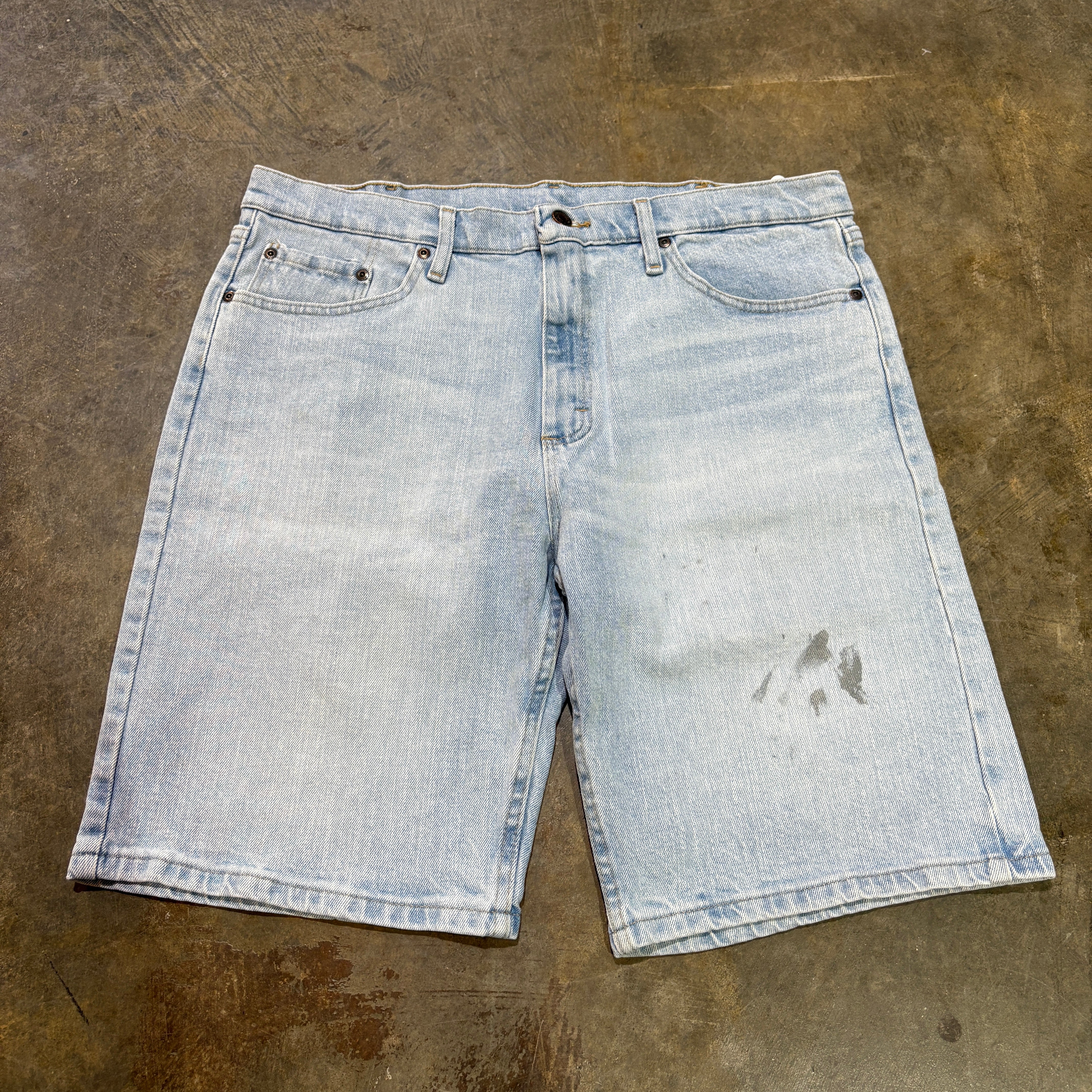 Wrangler Lightwash Jorts38