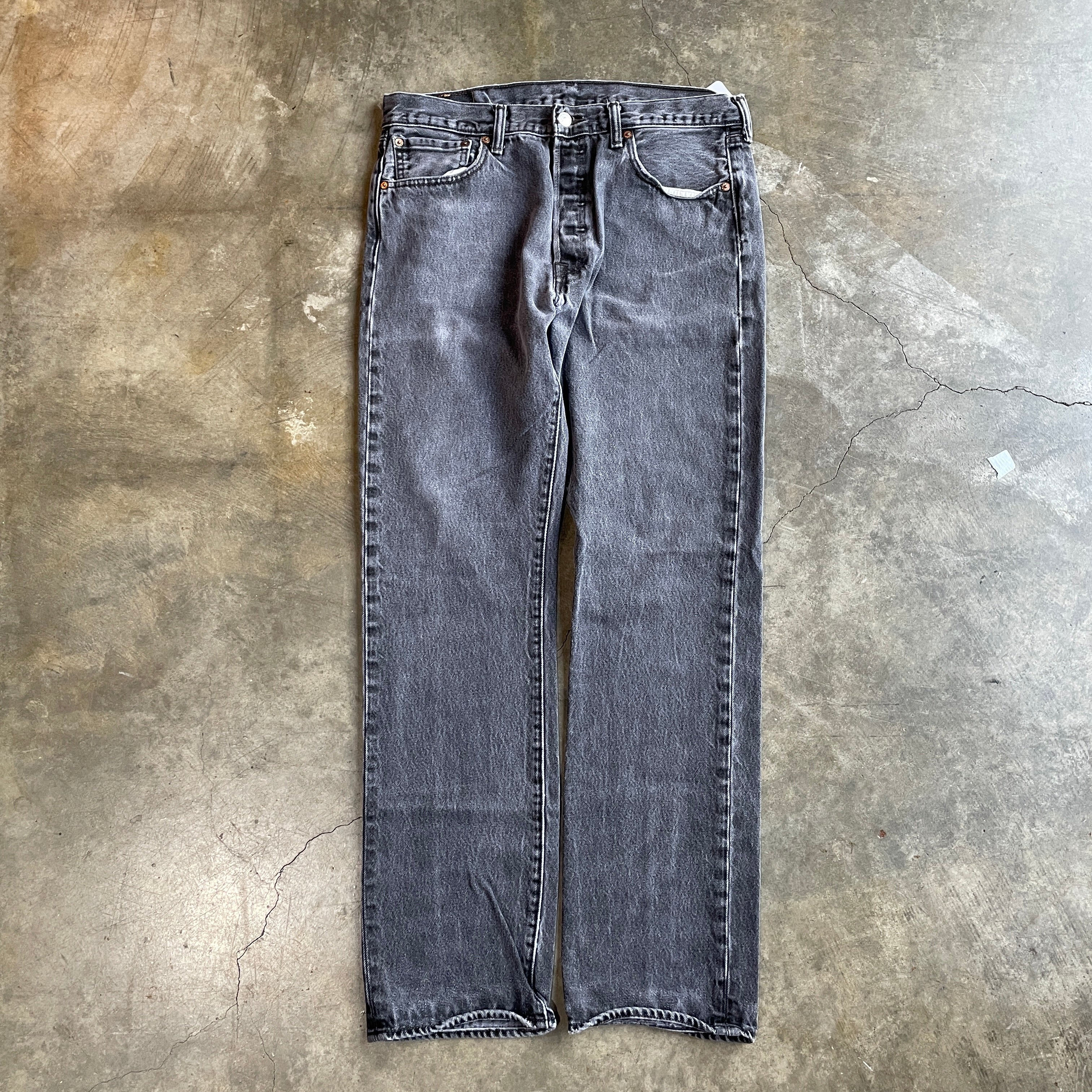 Faded Black Levis 501