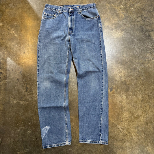 Medium Wash Levis 505 3