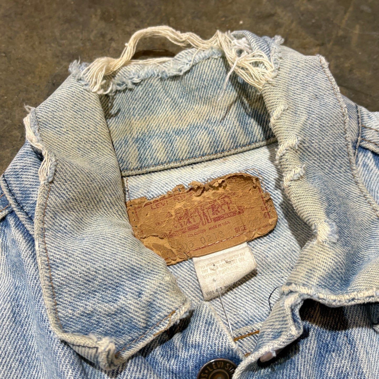 Levis Thrashed Denim Jacket