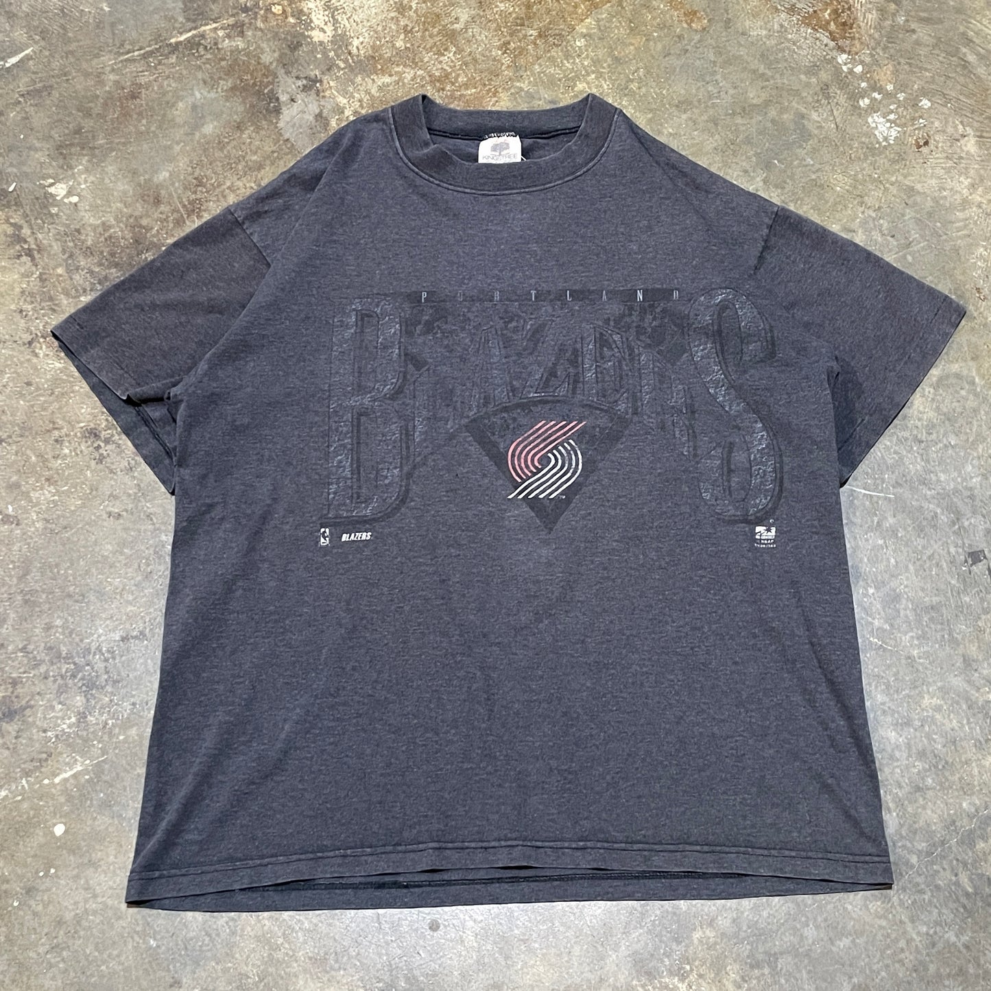 1990s Portland Trail Blazers NBA Graphic Tee (XL)