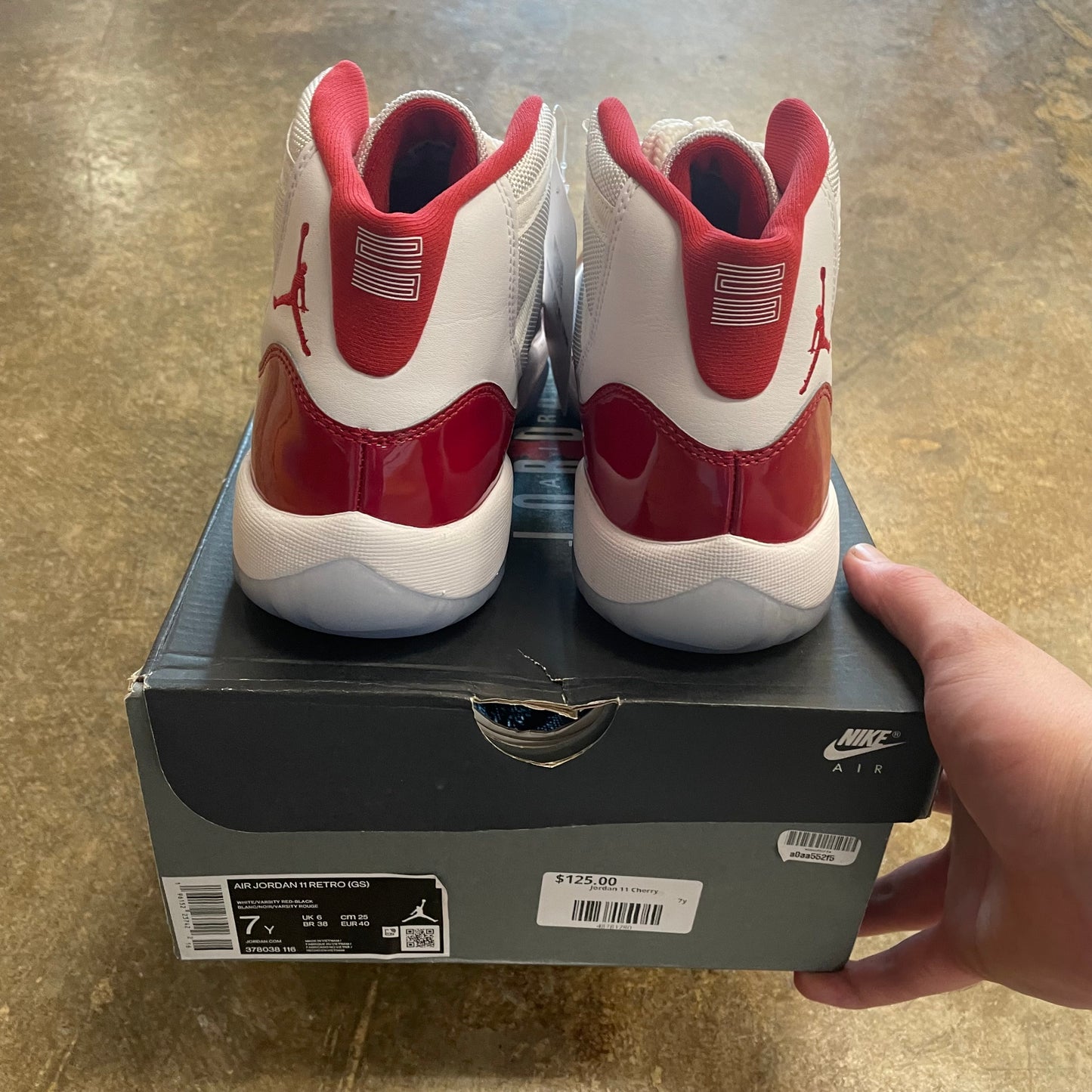 Jordan 11 Cherry