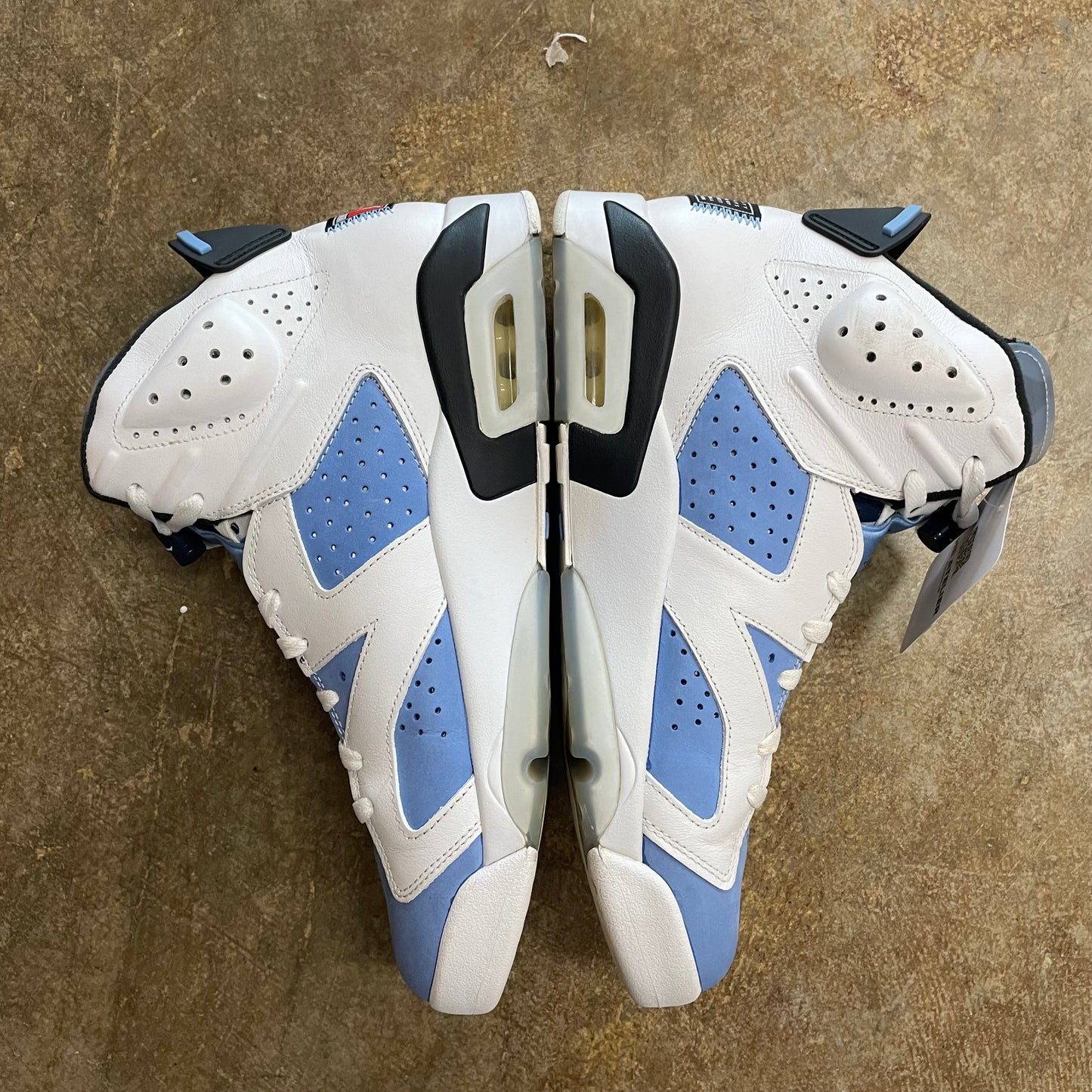 Jordan 6 UNC (no box)