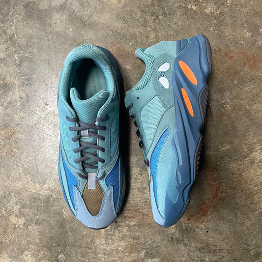 Yeezy Boost 700 Faded Azure(no box)