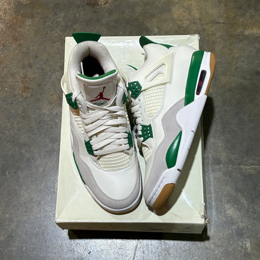 Jordan 4 Pine Green