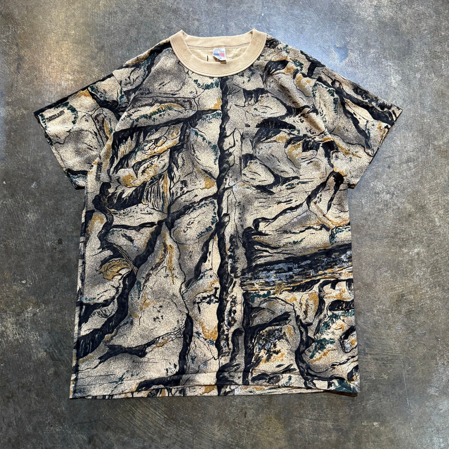 Camo Backland Pocket Tee