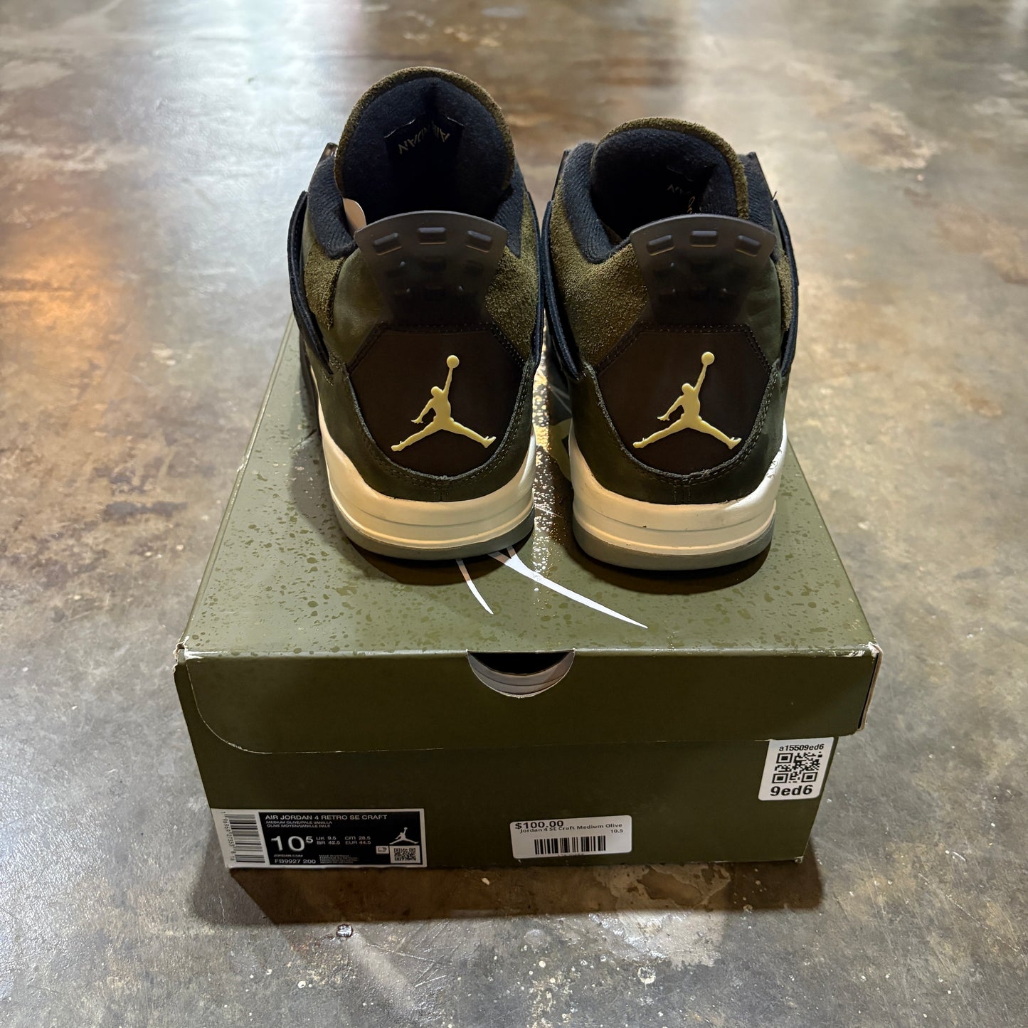 Jordan 4 SE Craft Medium Olive