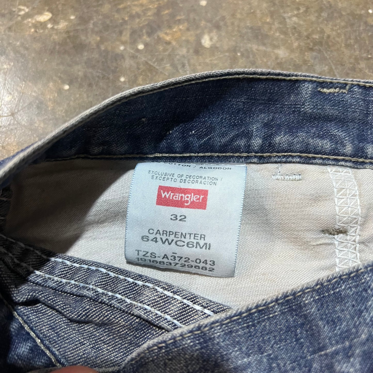 Wrangle Carpenter Jorts 89