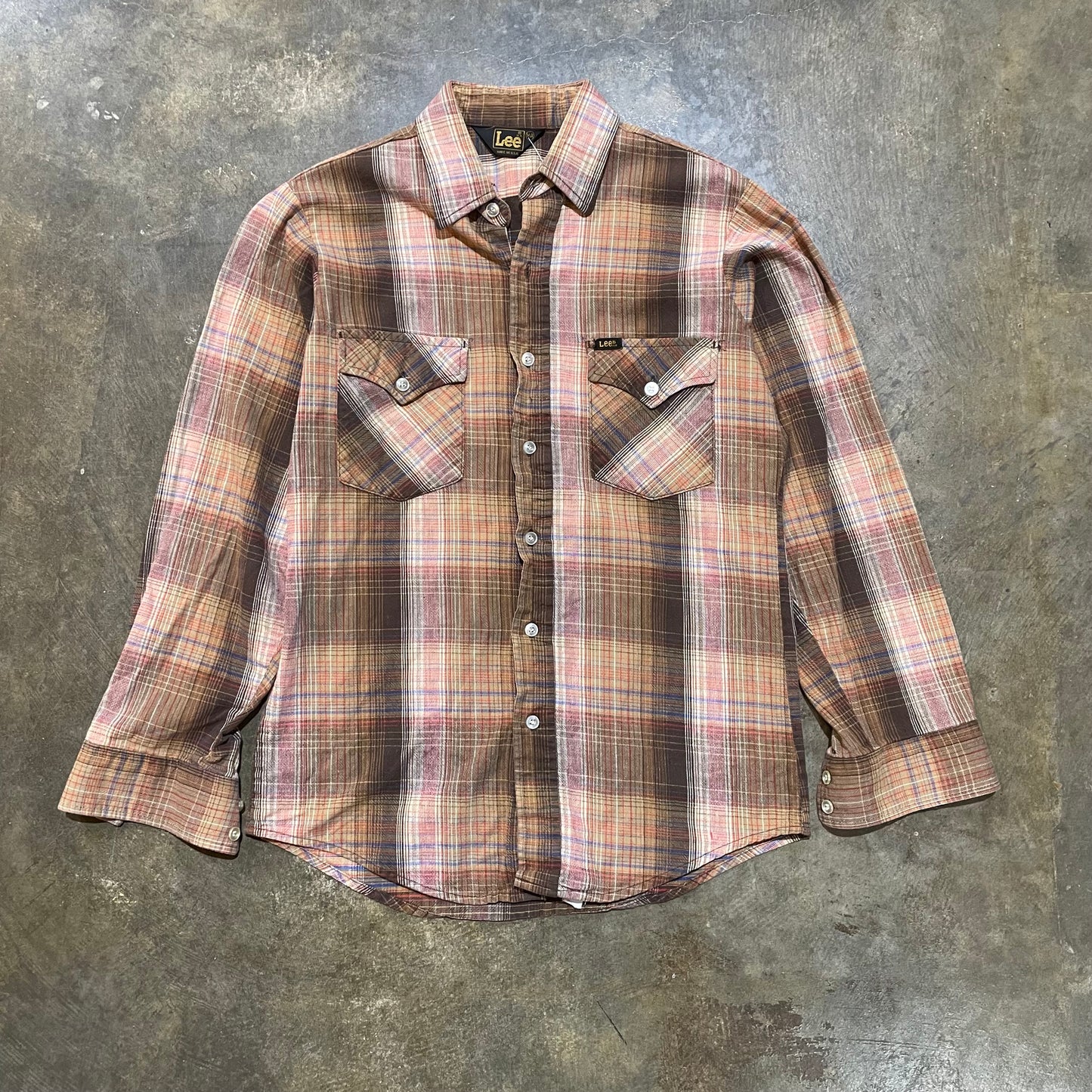 Lee Lightweight Button Up