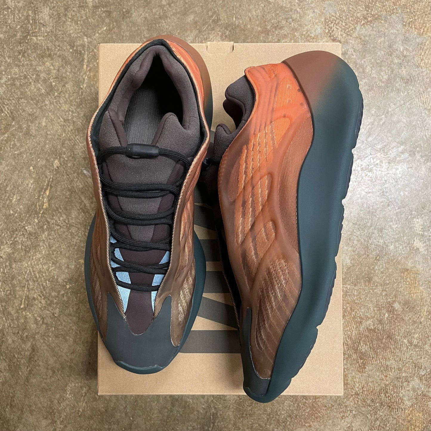 Yeezy 700 V3 Copper Fade