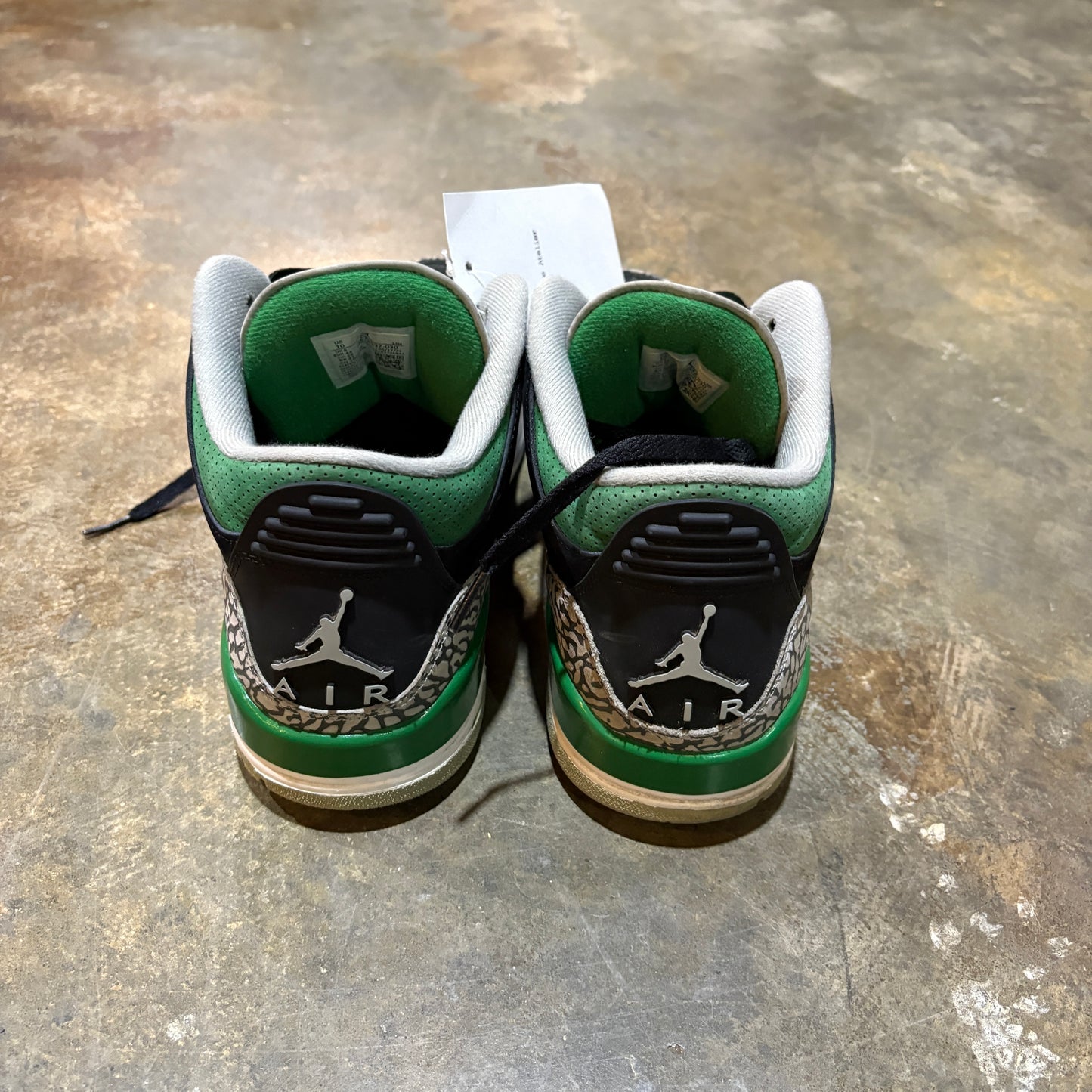 Jordan 3 Pine Green (No Box)