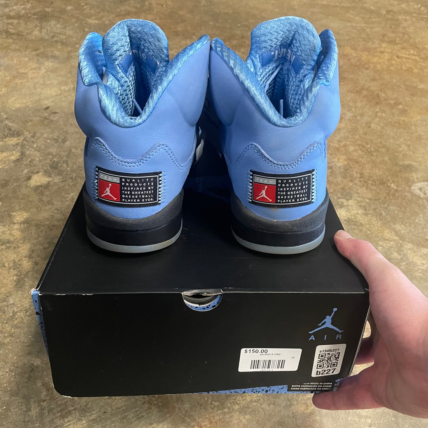 Jordan 5 UNC