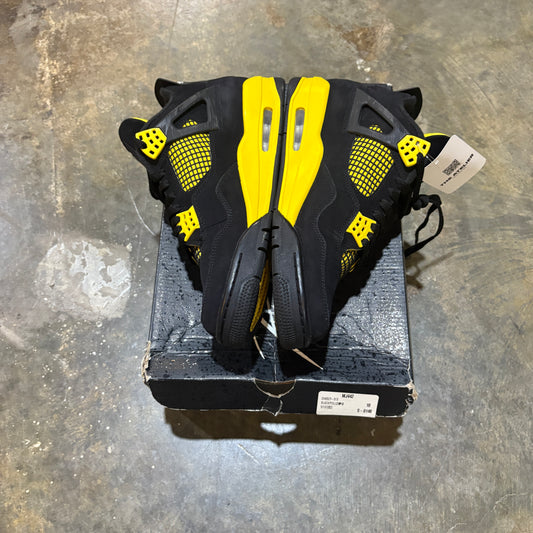 Jordan 4 Retro Thunder Used1