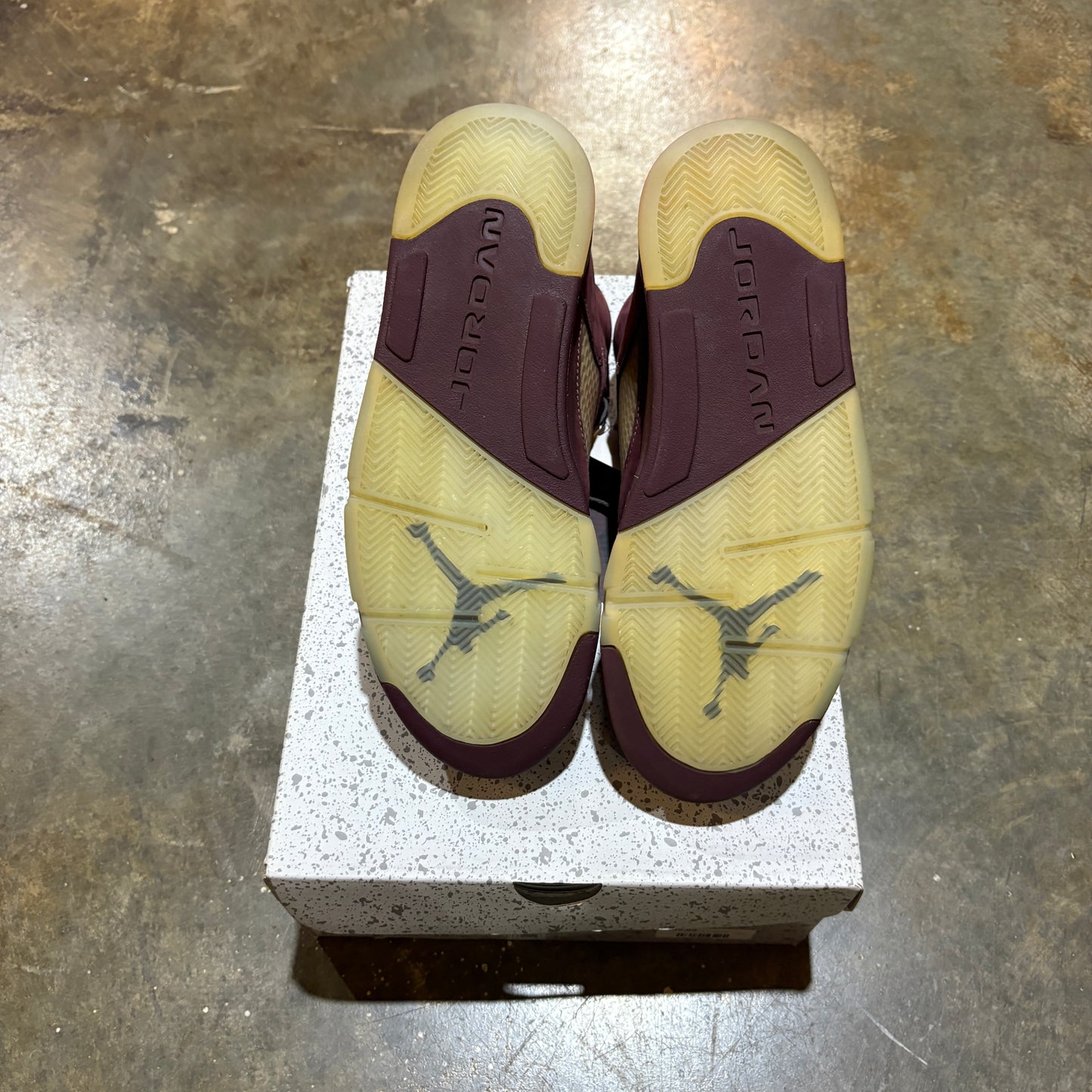 Jordan 5 Burgandy
