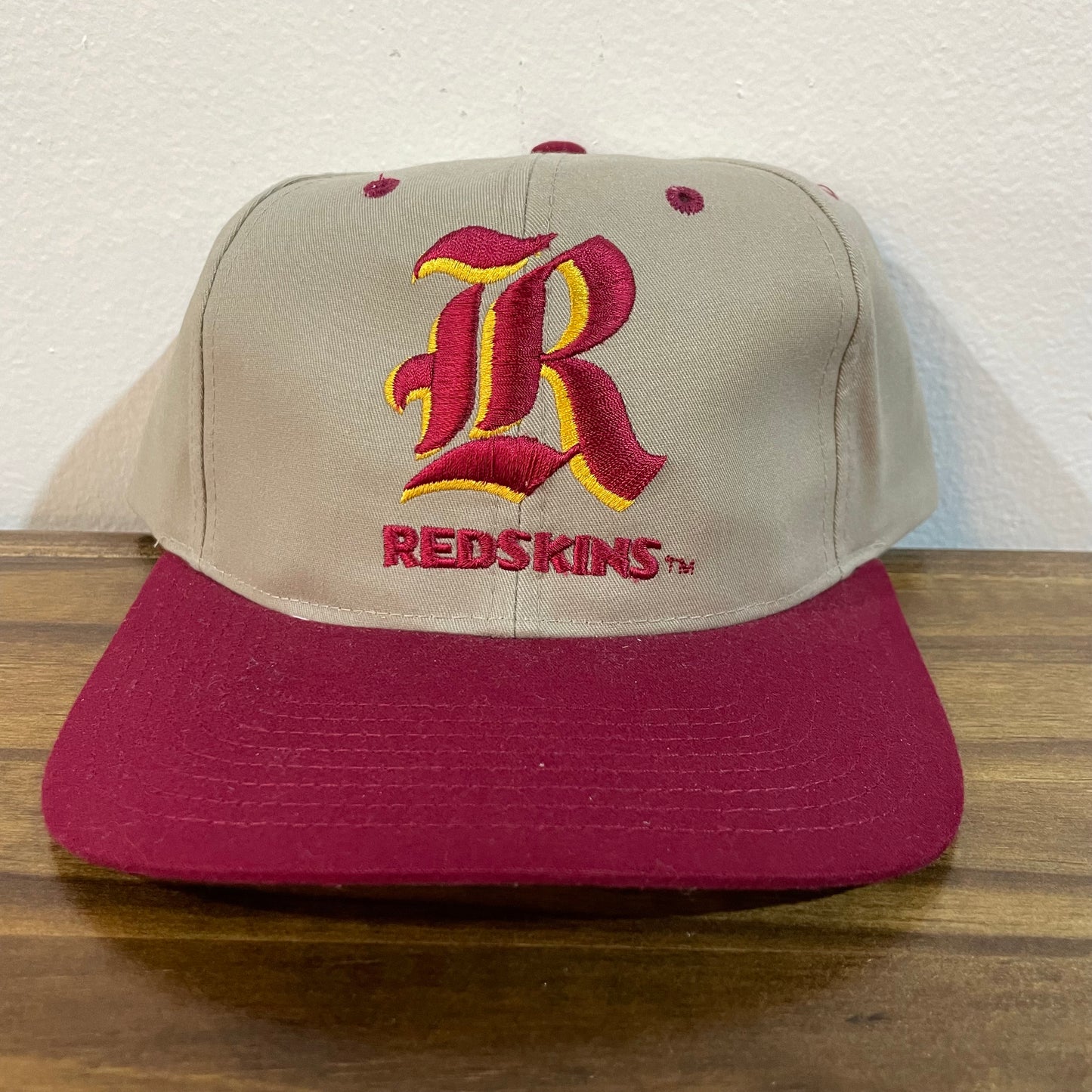 Washington Redskins Cursive R Tan/Red Hat