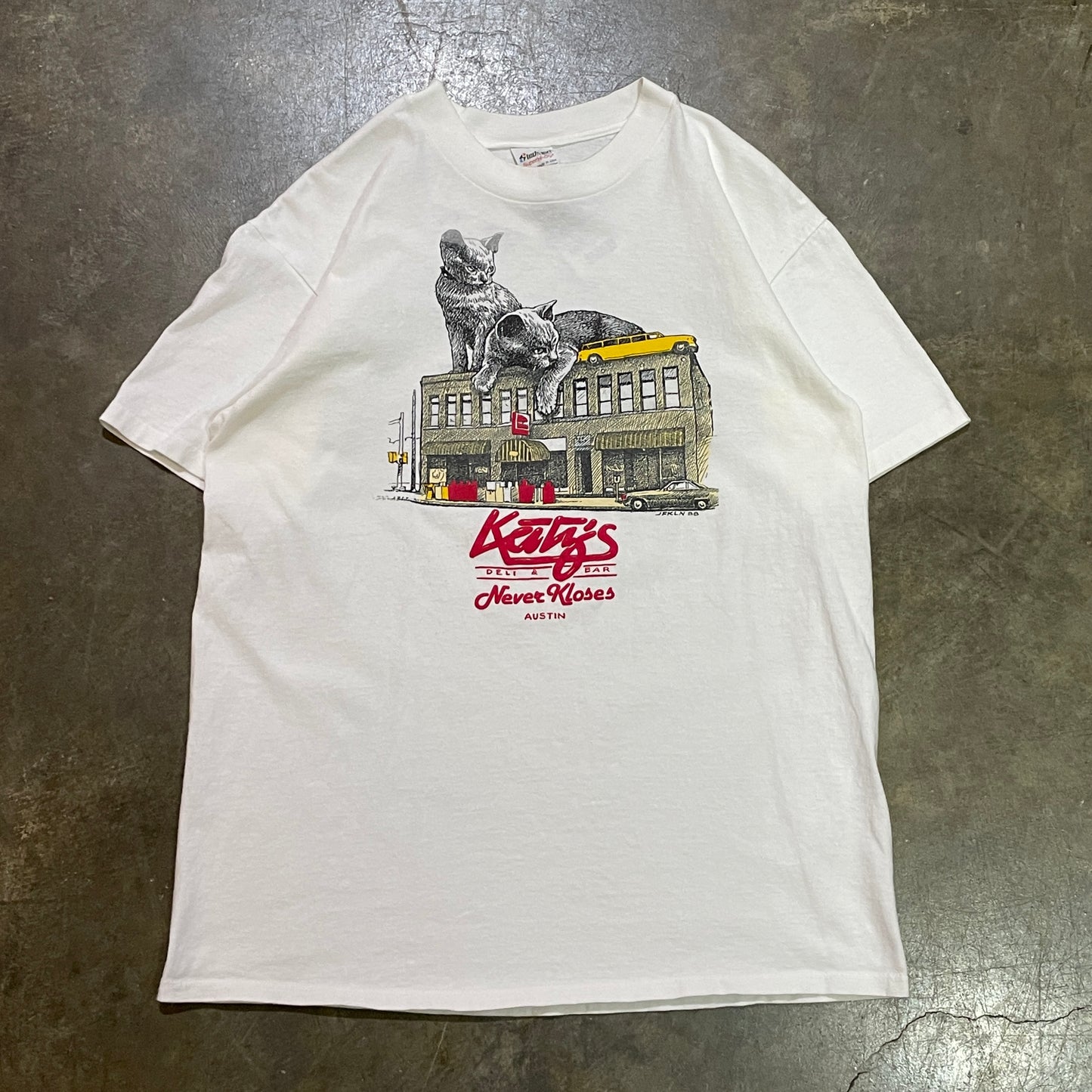 White Kat's Never Kloses Cat Tee