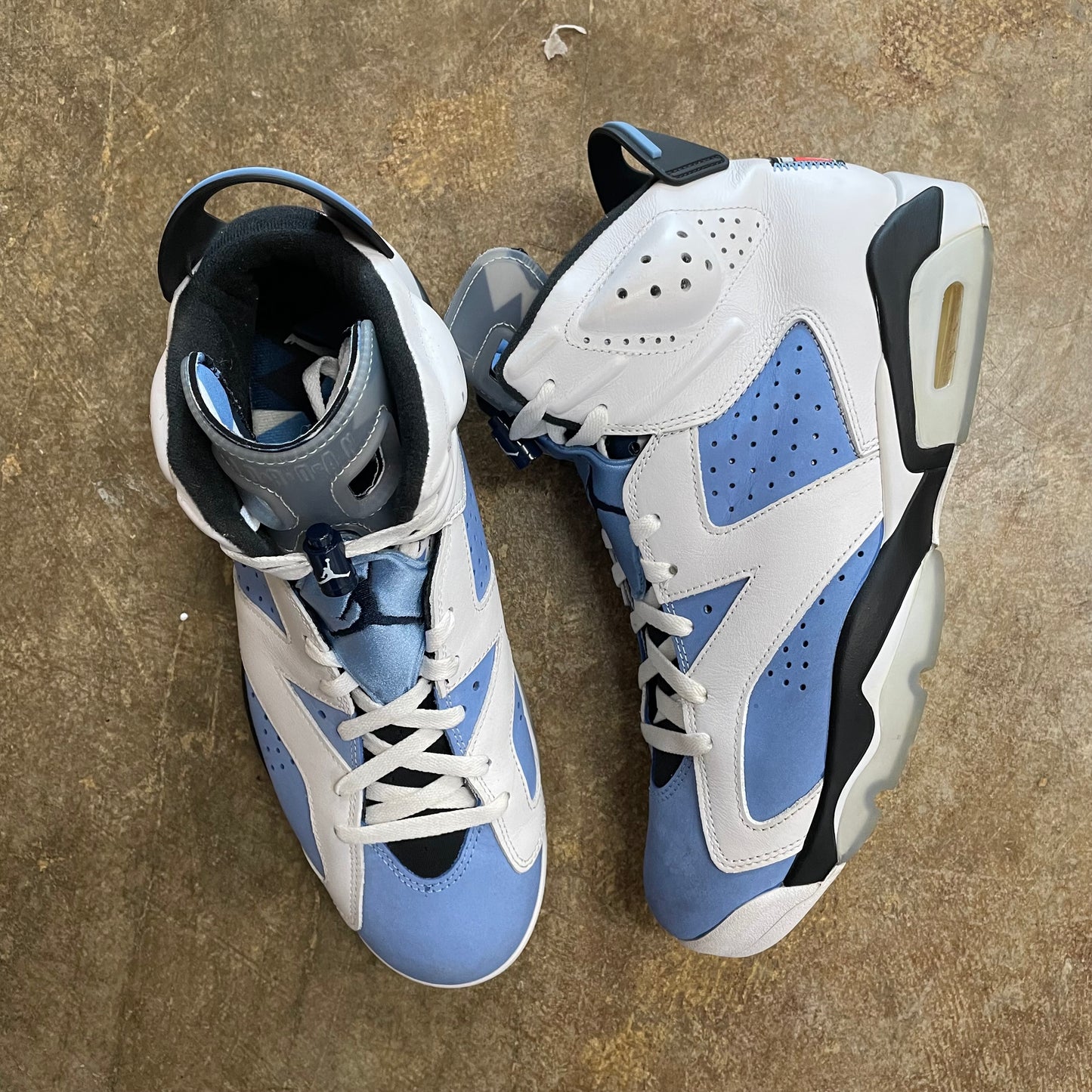 Jordan 6 UNC (no box)