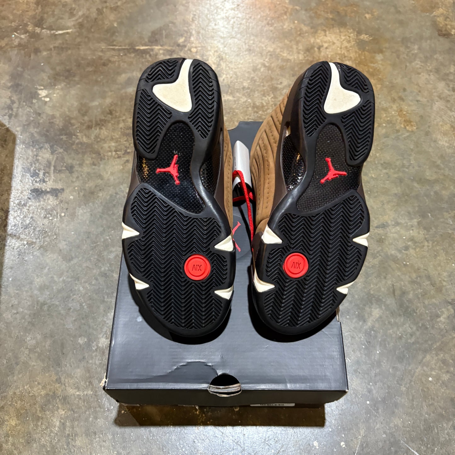Jordan 14 Winterized Archaeo Brown 00