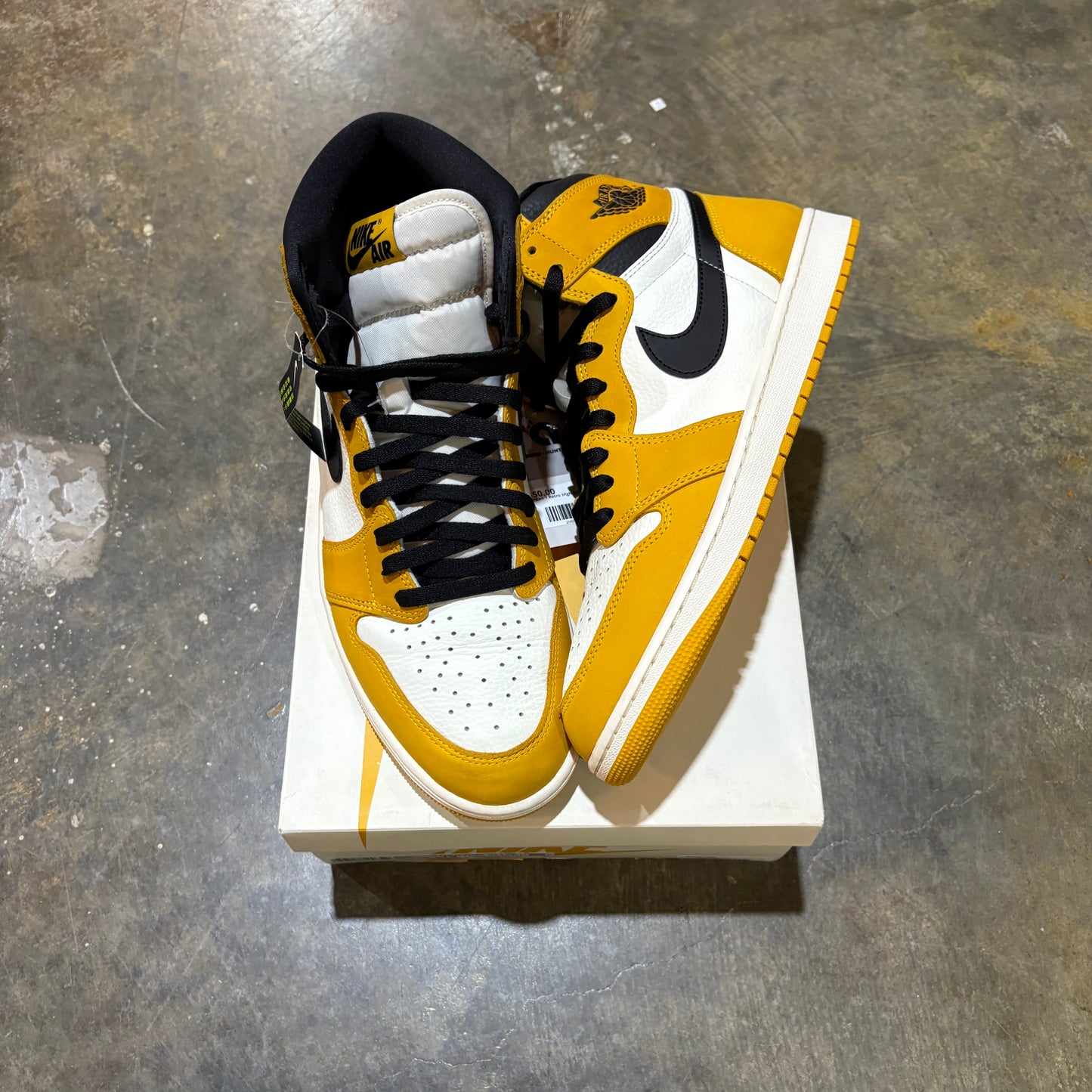 Jordan 1 Retro High OG Yellow Ochre
