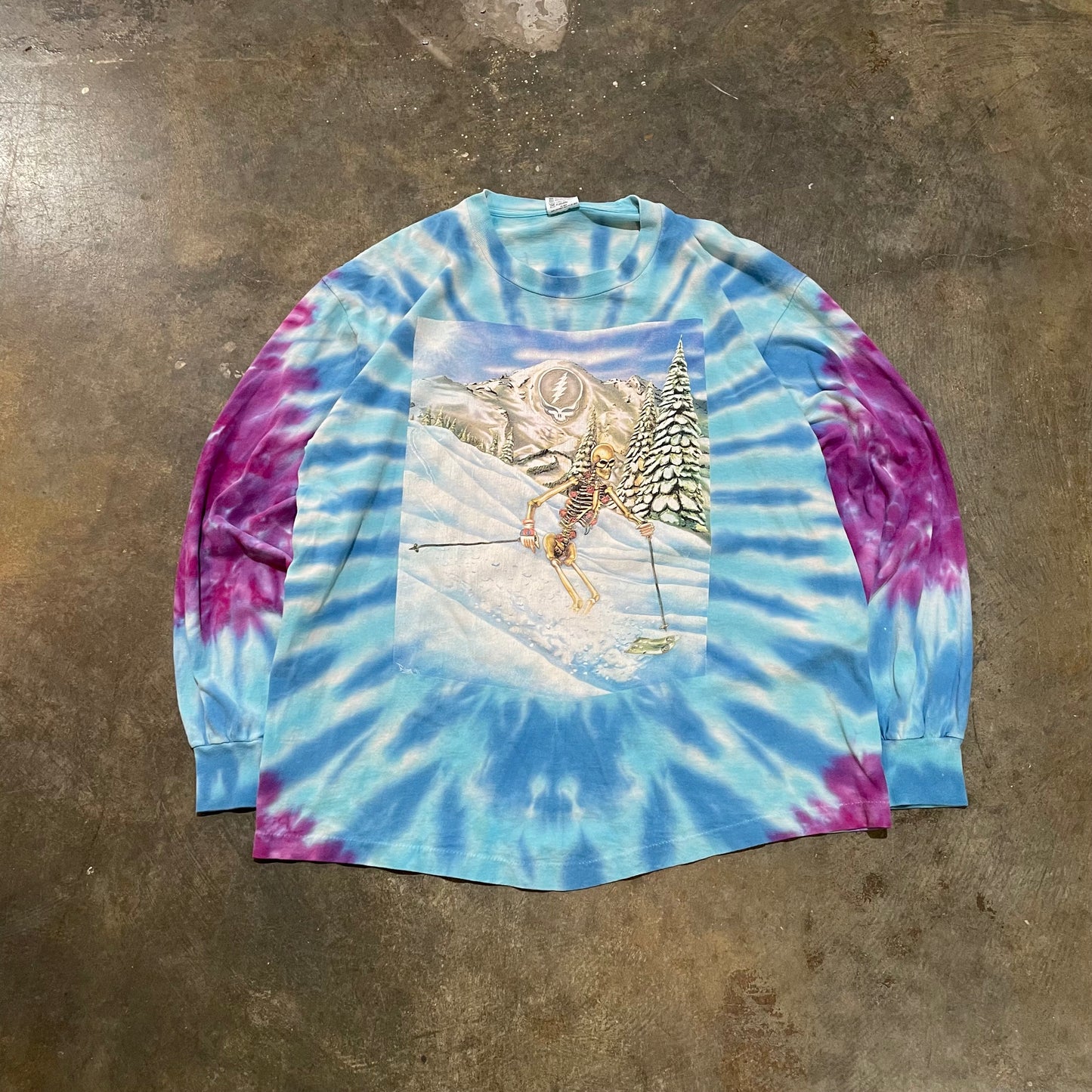 Gratefull Dead Snowboard Tie Dye Long Sleeve Tee
