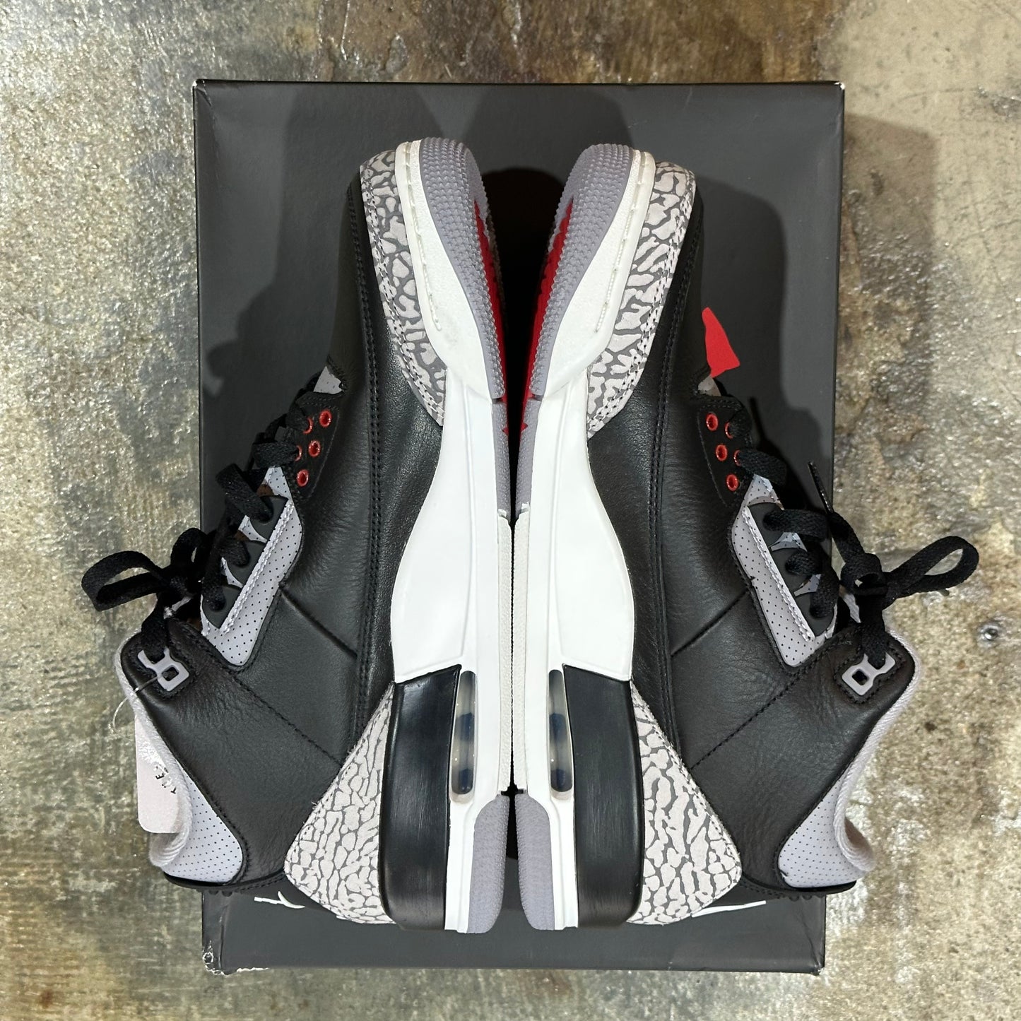 Air Jordan 3 Retro Black Cement