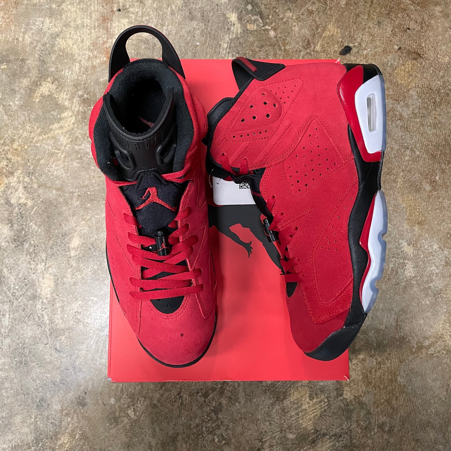 Jordan 6 Toro