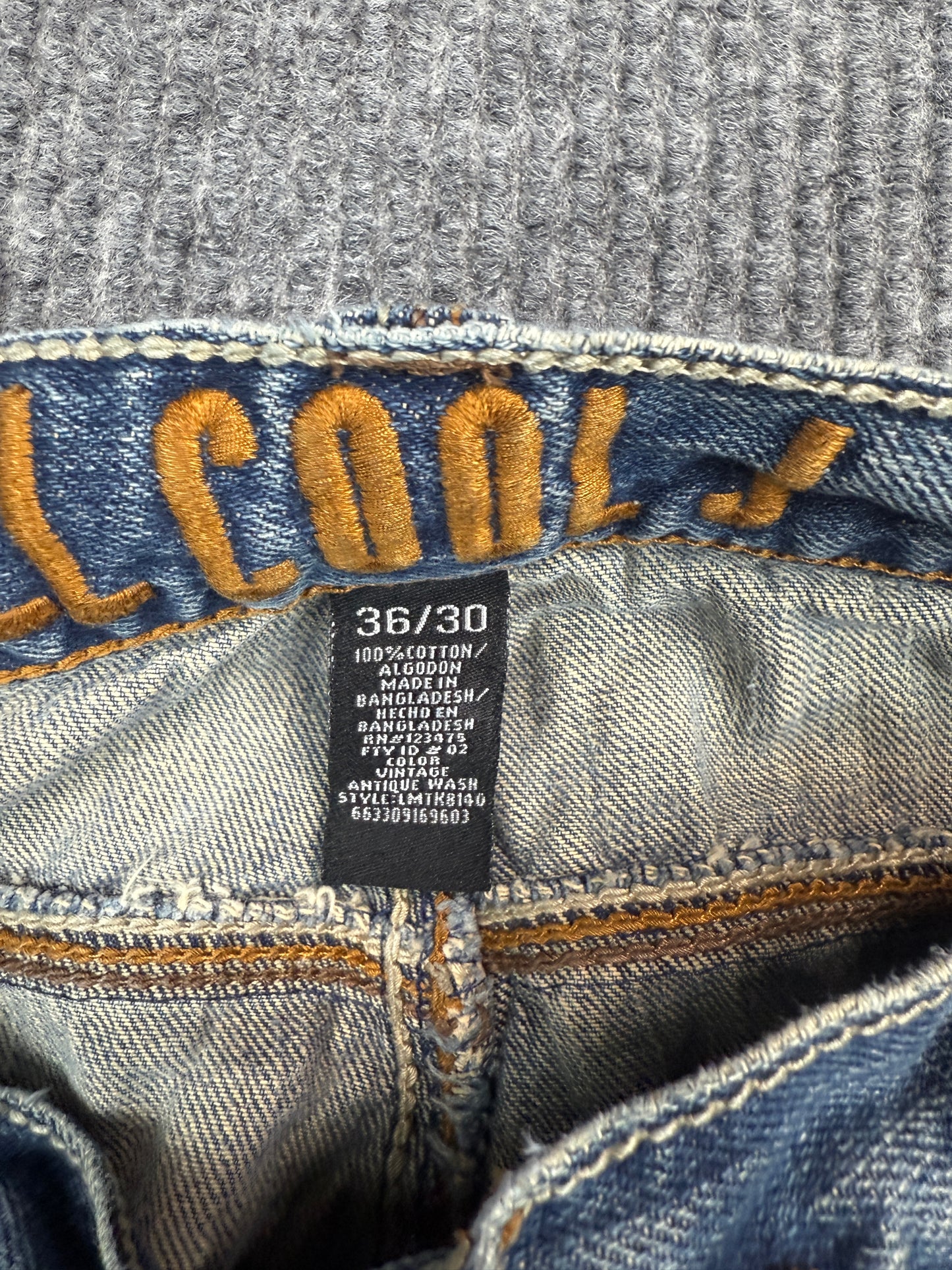 Vintage JCOOL Distressed Denim Jeans (36x30)