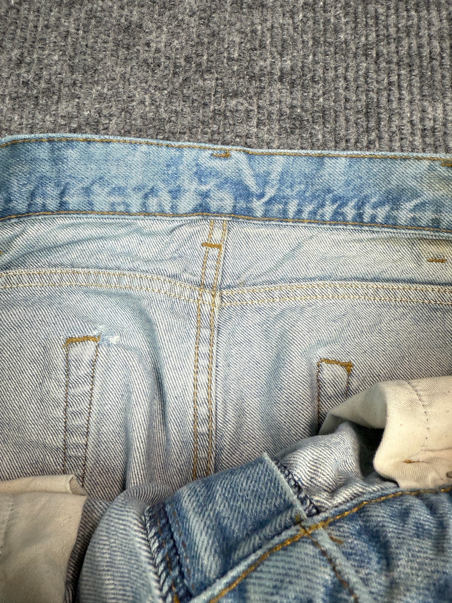 Carhartt Light Wash Denim Work Jeans (W34 L32)