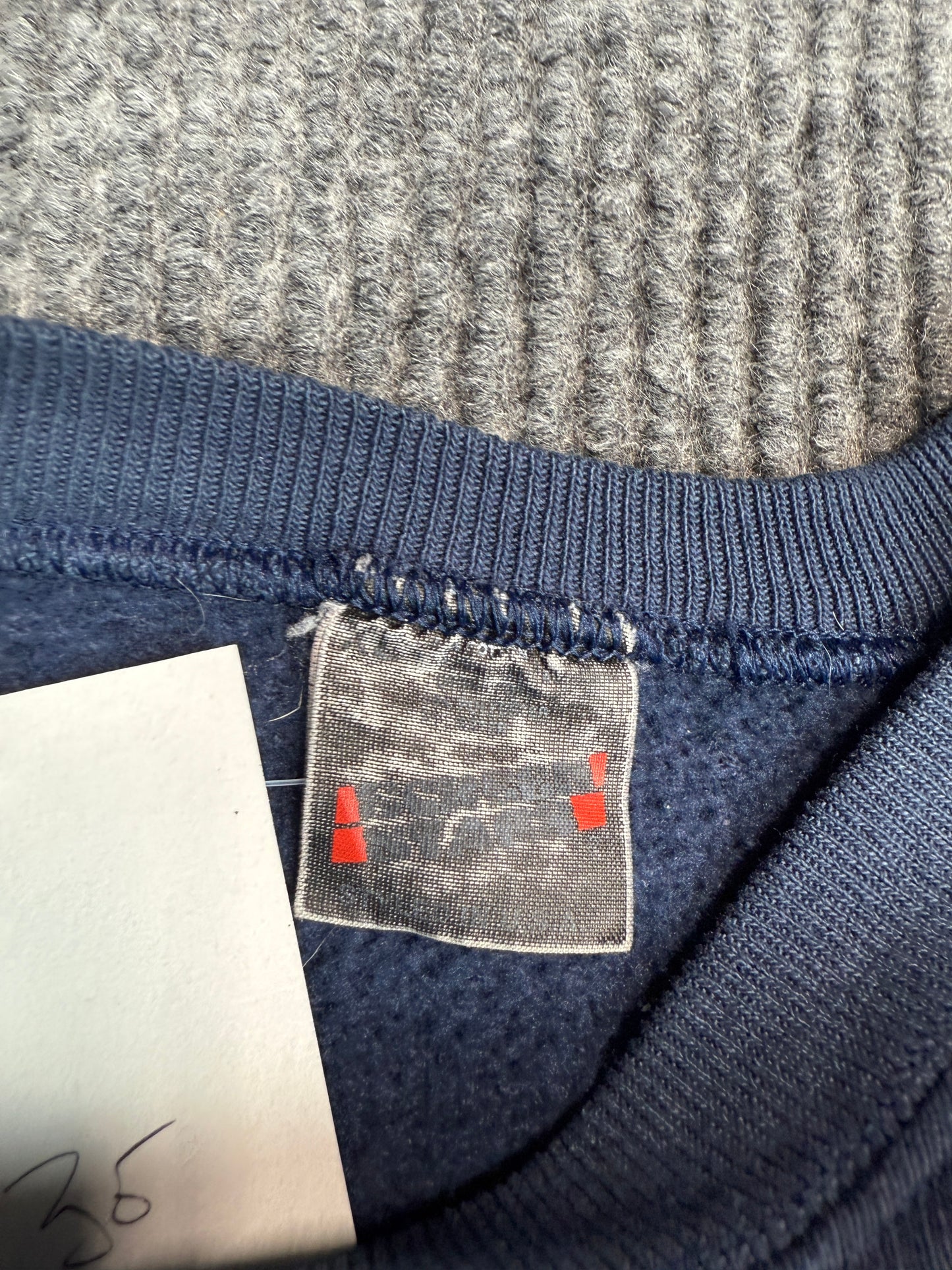 Oxford University Crest Sweatshirt (XL)