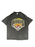 1990s Pittsburgh Pirates Logo 7 Graphic Tee (XL)