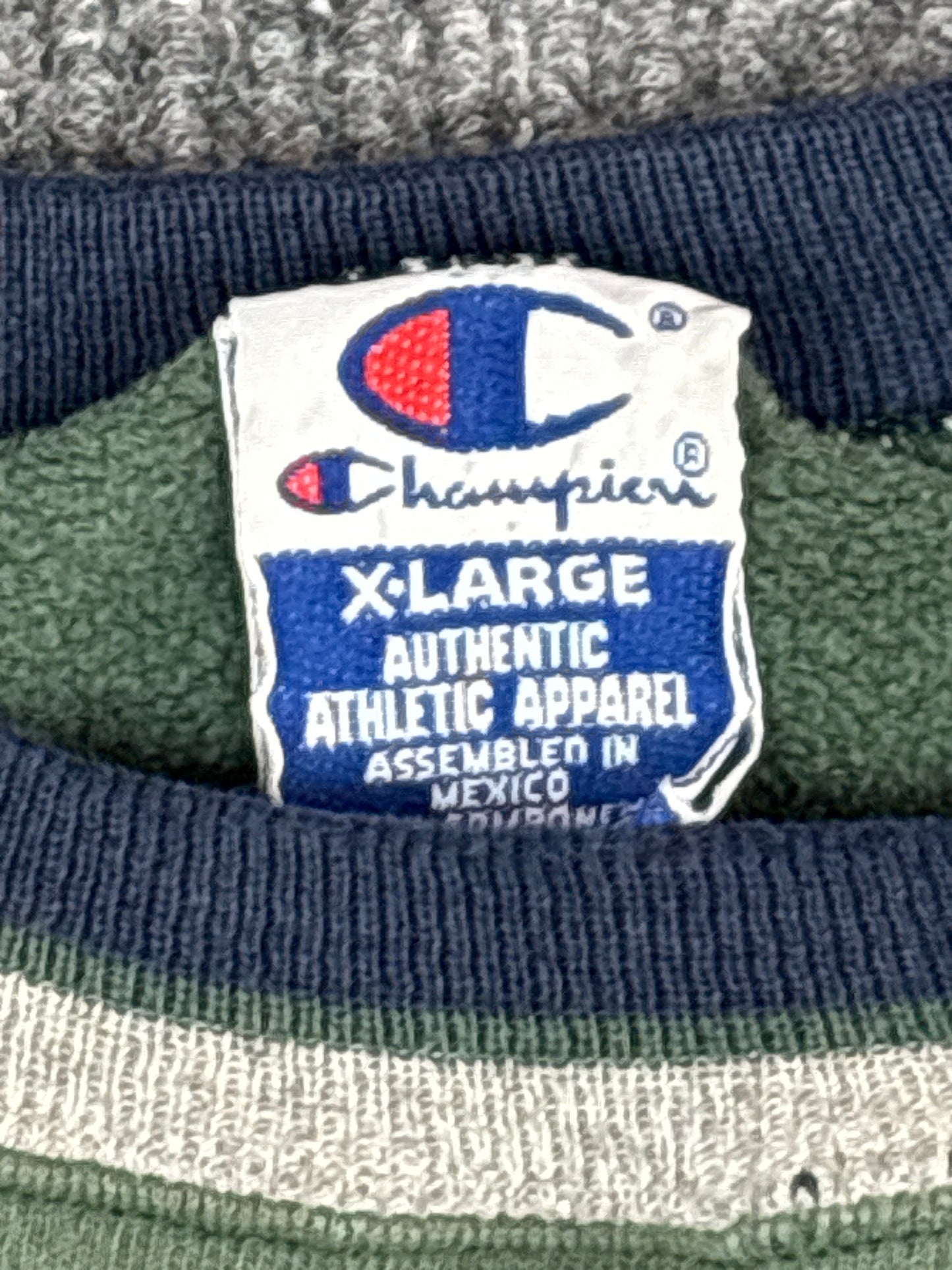 1990s Champion Green Embroidered Crewneck Sweatshirt (XL)