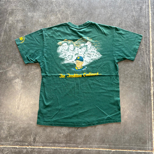 1990s Notre Dame Fighting Irish Football Graphic T-Shirt (L)