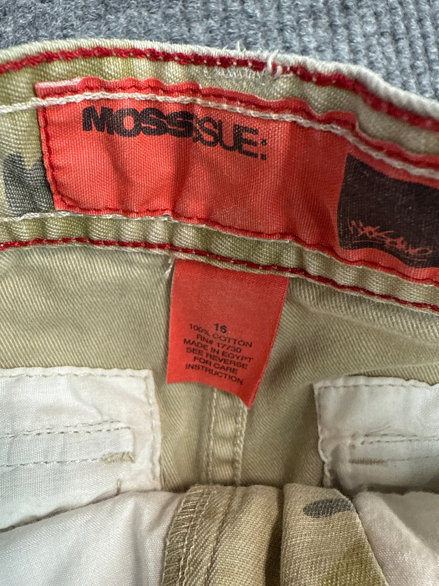 Y2K Mossimo Camo Cargo Pants (S)