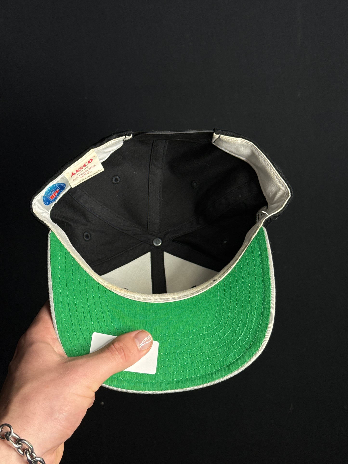 1990s Atlanta Falcons Script Snapback Hat (One Size)