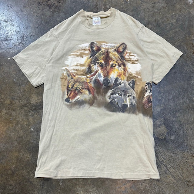 Tan Wolves Nature tee