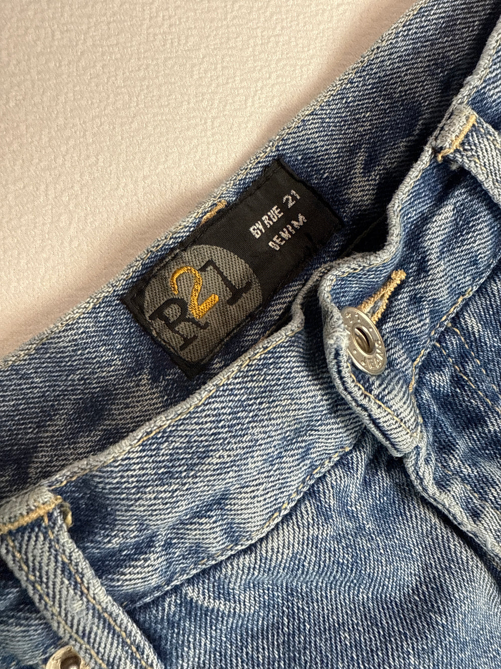 Y2K Rue 21 Flare Leg Denim Jeans (M)