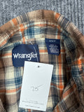 Wrangler Plaid Flannel Button-Up Shirt (M)
